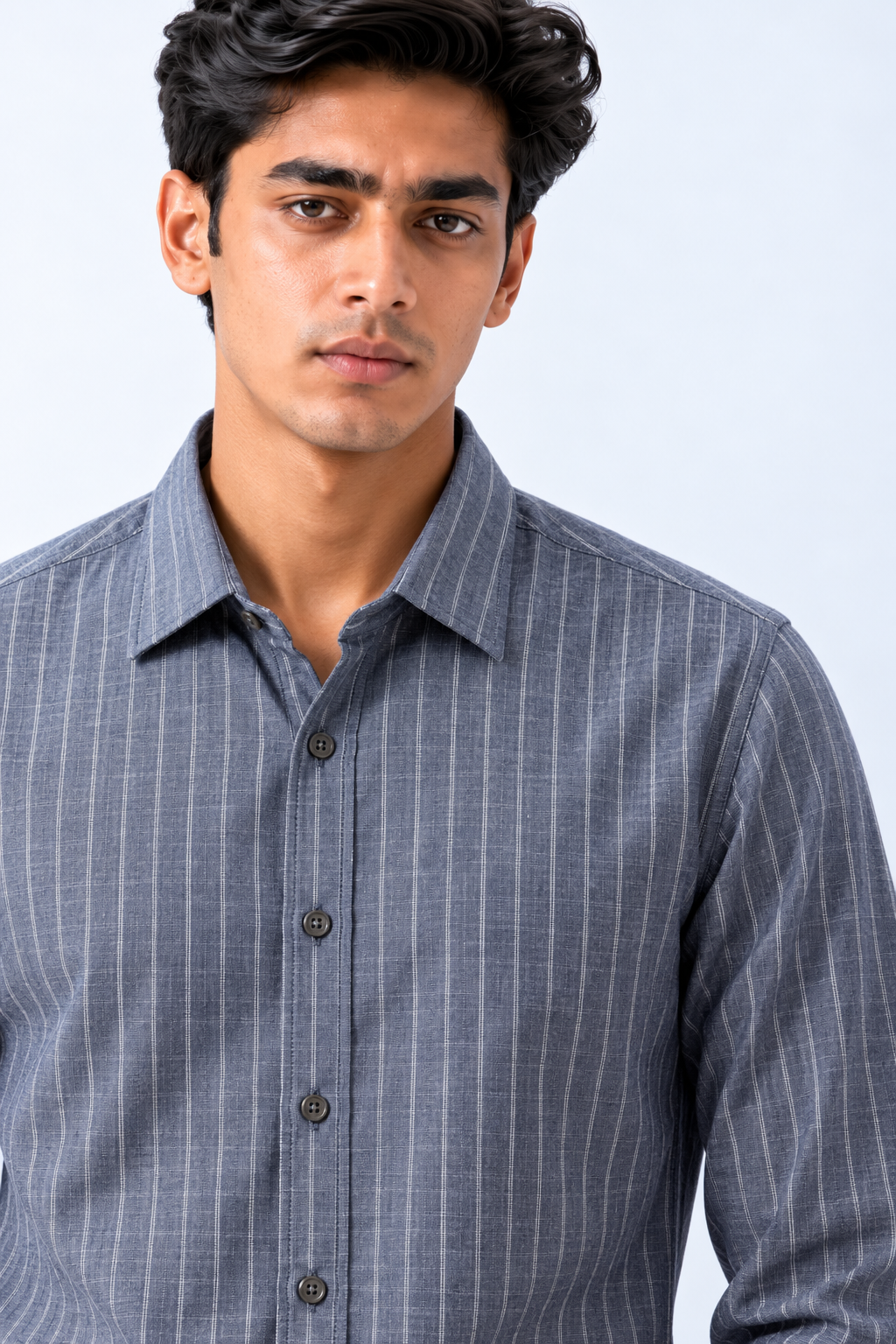 ROVO Ash Stripe 100% cotton shirt with fine vertical stripes and button collar detail